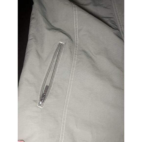 Eddie Bauer Lightweight Hooded Nylon Jacket – L - Picture 11 of 16